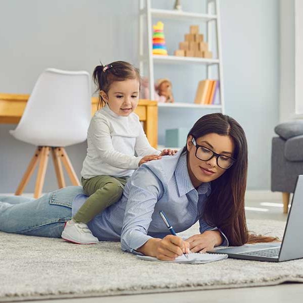 Freelance moms share their advice on how to maintain a remote career or an online business