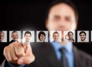 Pros and cons which should be considered before hiring a freelancer