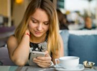 Can I work as a freelancer from a smartphone?