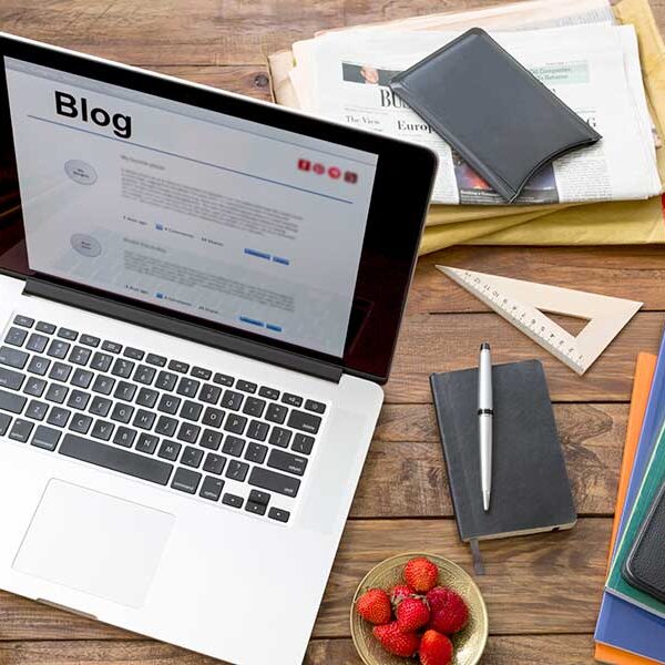 Is blogging the same as a full-time freelancing?